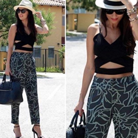 Choices Tops - Choices Black Cut Out Cropped Vest l SZ L (4) NWOT